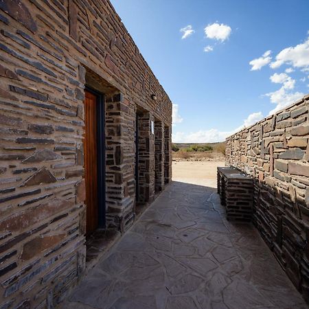 Canyon Roadhouse Campsite Fish River Canyon Quarto foto